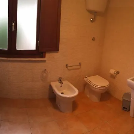 Holiday home Casa Vacanze Di Lella Podda