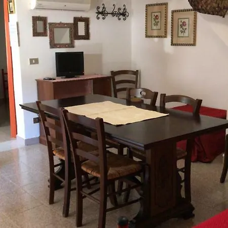 Casa Vacanze Di Lella Podda Vakantiehuis